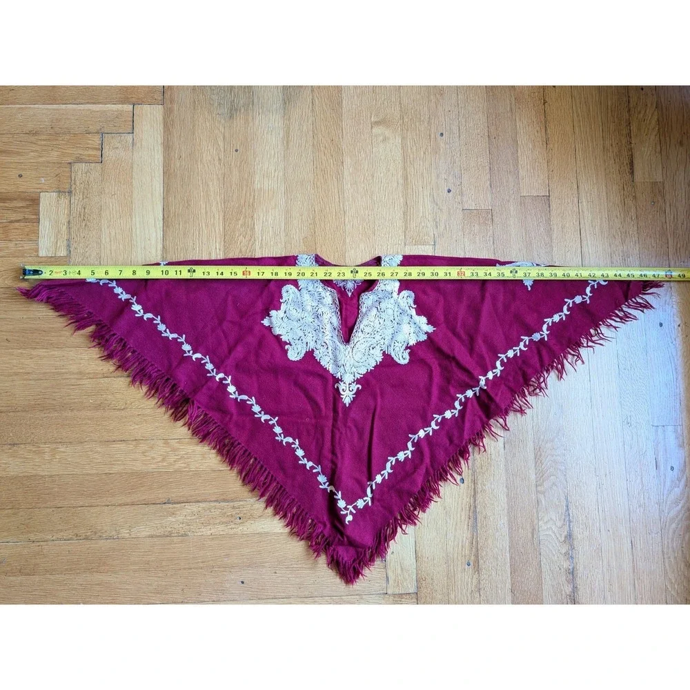 Vintage Wool Poncho Shawl Embroidered Red Floral‎ Fringe Bohemian Festival 70s